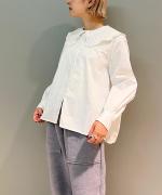 FRILLY COLLAR BLOUSE