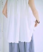 スカラップ刺繍コットンリネンボイル　ノースリーブプルオーバー