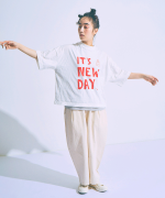 ラフィ天竺　プリントT(IT'S A NEW DAY)