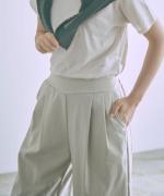 sheer satin タックハーフパンツ