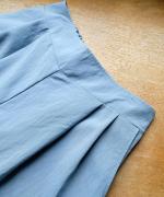 sheer satin タックハーフパンツ