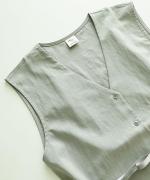 sheer satin　V ネックベスト
