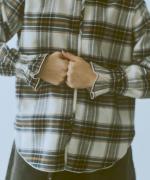 cotton viera tartan check　Vネックブラウス
