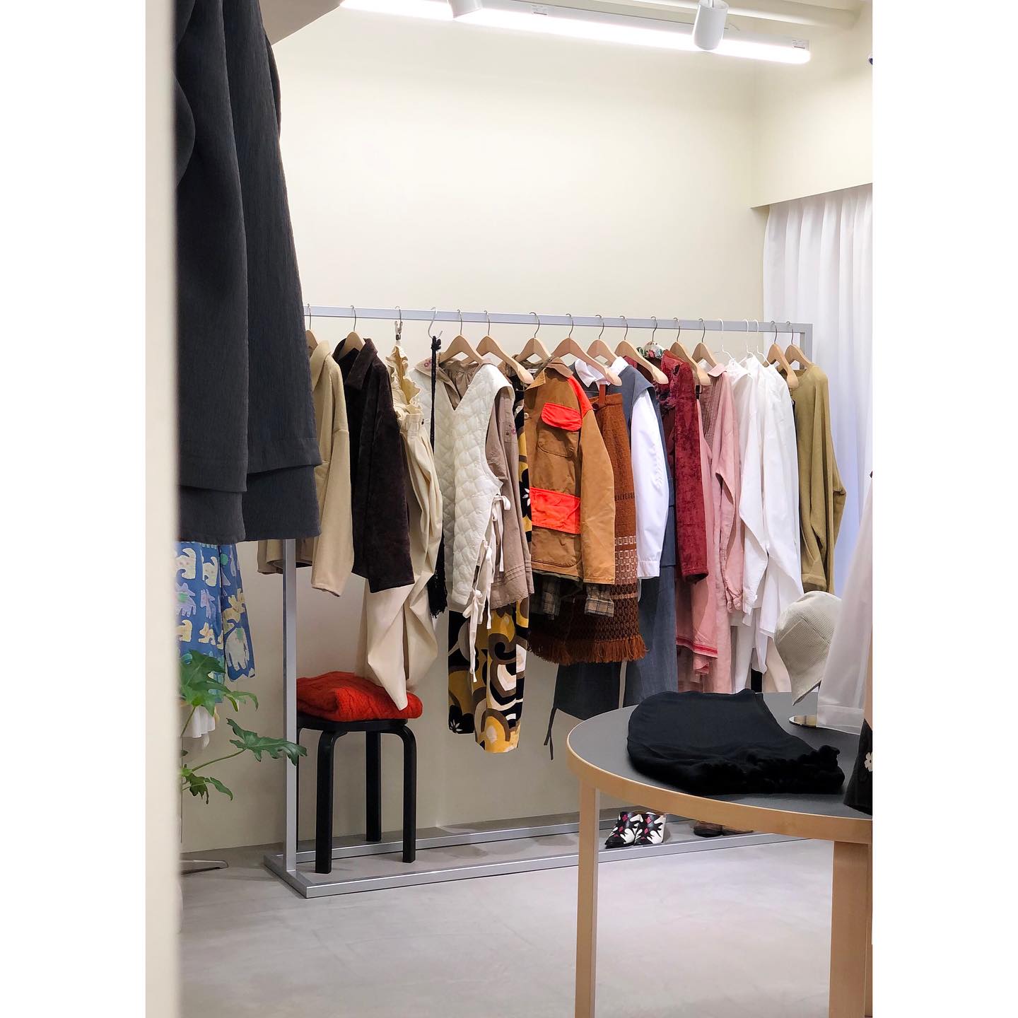 INSTAGRAM