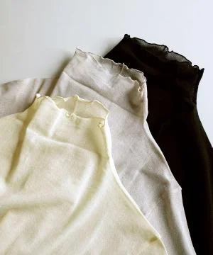 コットンチュール　ハイネックロングTシャツ